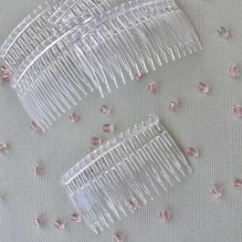 Гребінець пластиковий 8х4,5см прозорий (16 зубчиків)