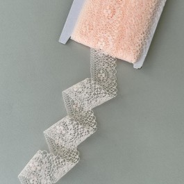 Мереживо "квіточка" світлий персик шириною 4см