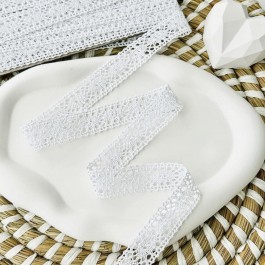 Мереживо бавовняне 2,2см білого кольору