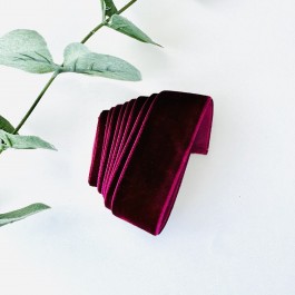 Оксамитова стрічка 2,5см темно вишневого кольору 