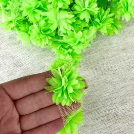 Шифонові квіти "айстра" насичено салатового кольору, діаметр 4см