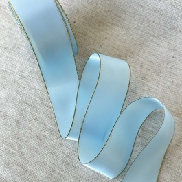 Сатинова стрічка двостороння, шириною 3,8см, блакитного кольору з золотим люрексом