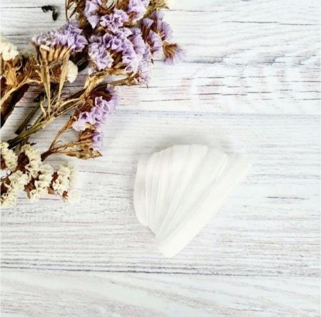 Оксамитова стрічка 1см білого кольору