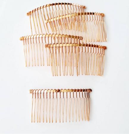 Гребінець металевий 8,4см золотого кольору