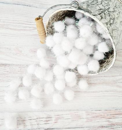 Помпони фетрові білі з люрексом 2см (10шт)