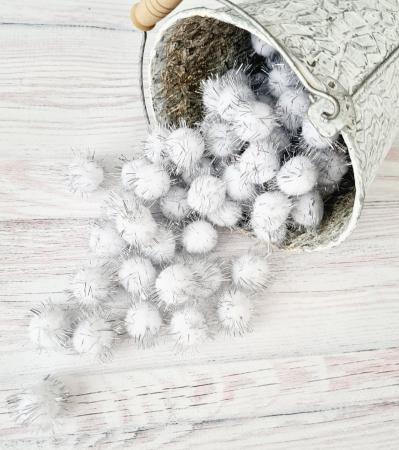 Помпони фетрові білий з срібним люрексом 2см (10шт)