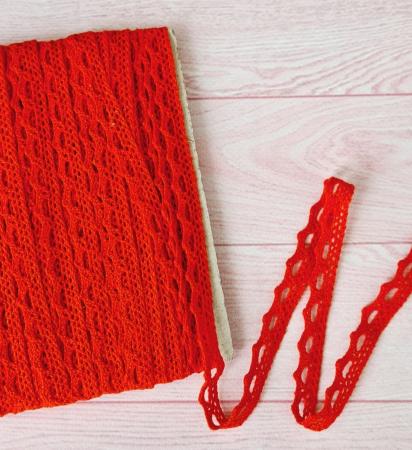 Мереживо бавовняне 1,2см червоного кольору