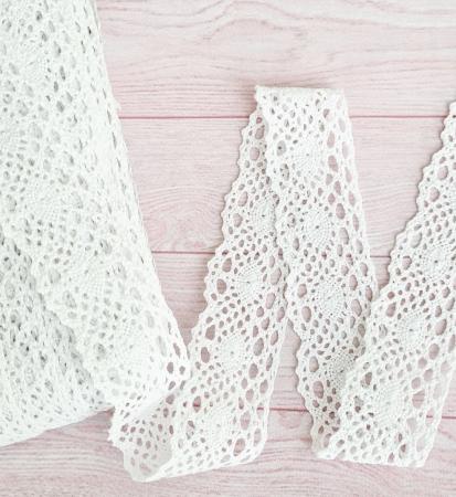 Мереживо бавовняне 3,8см білого кольору