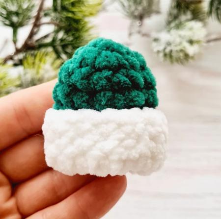 Шапочки в'язані ручної роботи зелений з білим