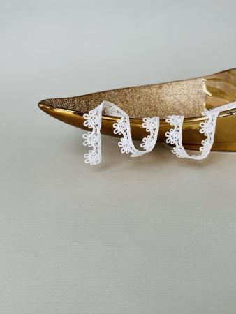 Мереживо макраме білого кольору 1,6см