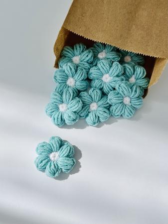 В'язані квіти колір Тіффані ручної роботи