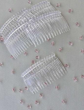 Гребінець пластиковий 8х4,5см прозорий (16 зубчиків)