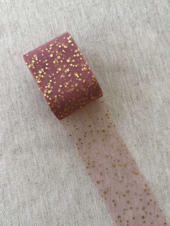 Фатин пильна роза в золоті зірочки