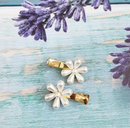 Крокодильчик з перлинами 3см золотого кольору